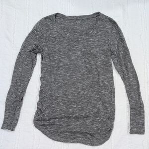 Liz Lange Maternity Grey Long Sleeve Top